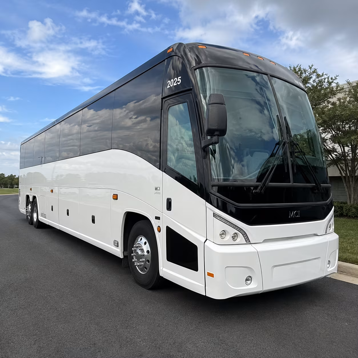 book group transportation for your next airport transfer 3