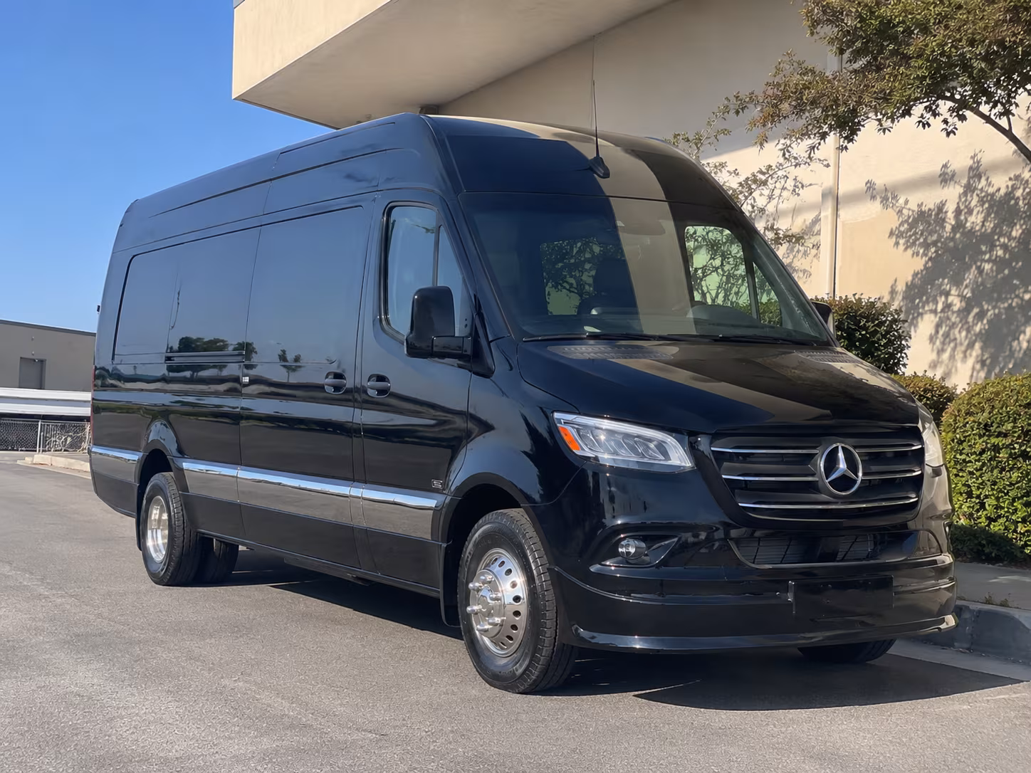 bus rental options for savannah trips
