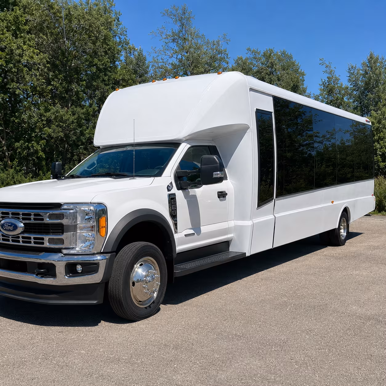 minibus rentals for small group wine and brewery tours around savannah