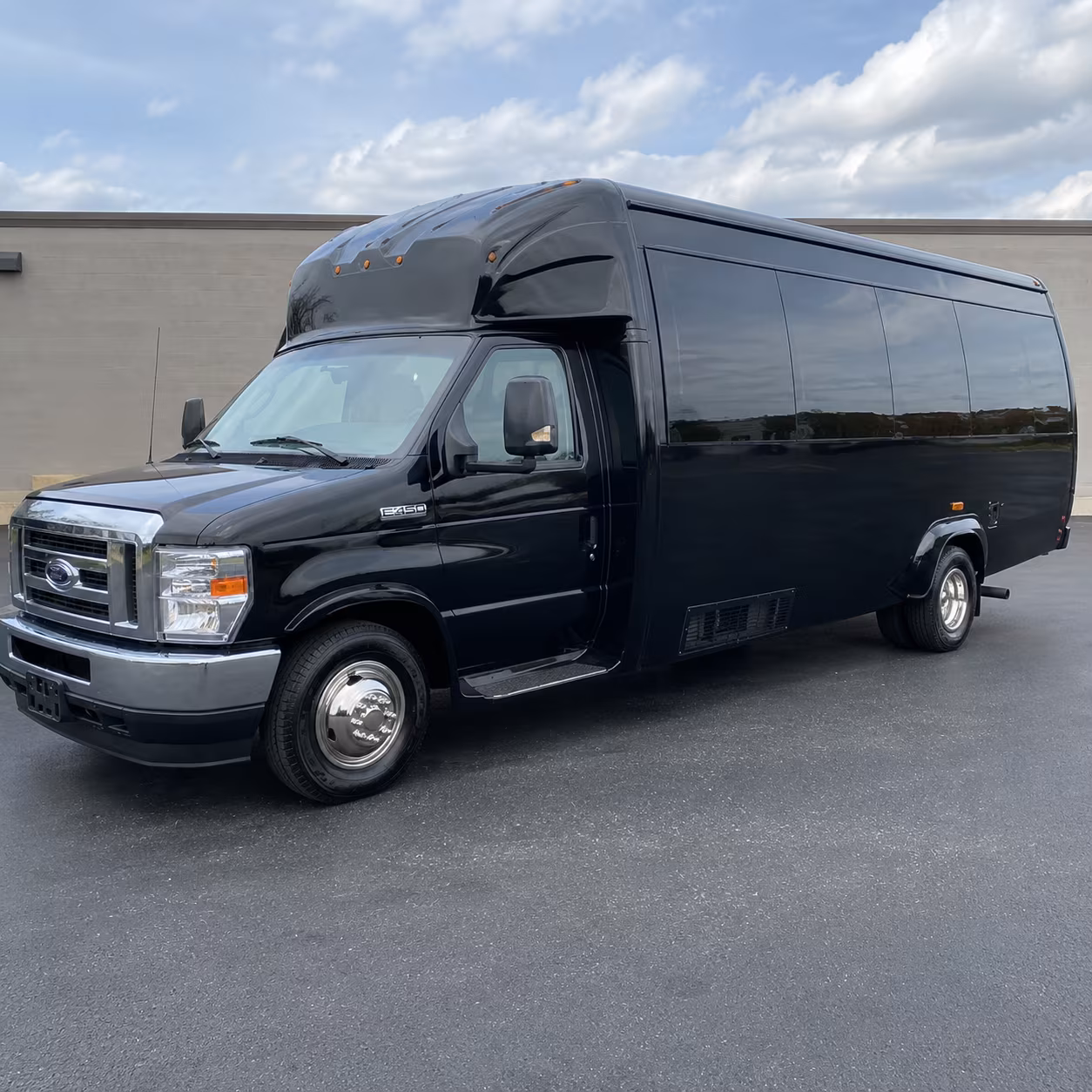 party bus rentals for savannah proms along the historic district
