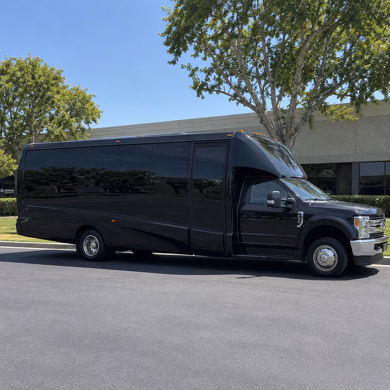party buses to victory north and savannah s live music venues