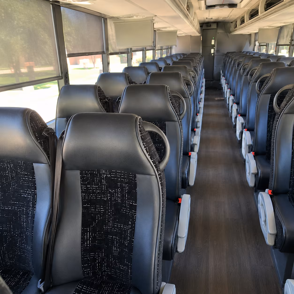 savannah bus rental service area