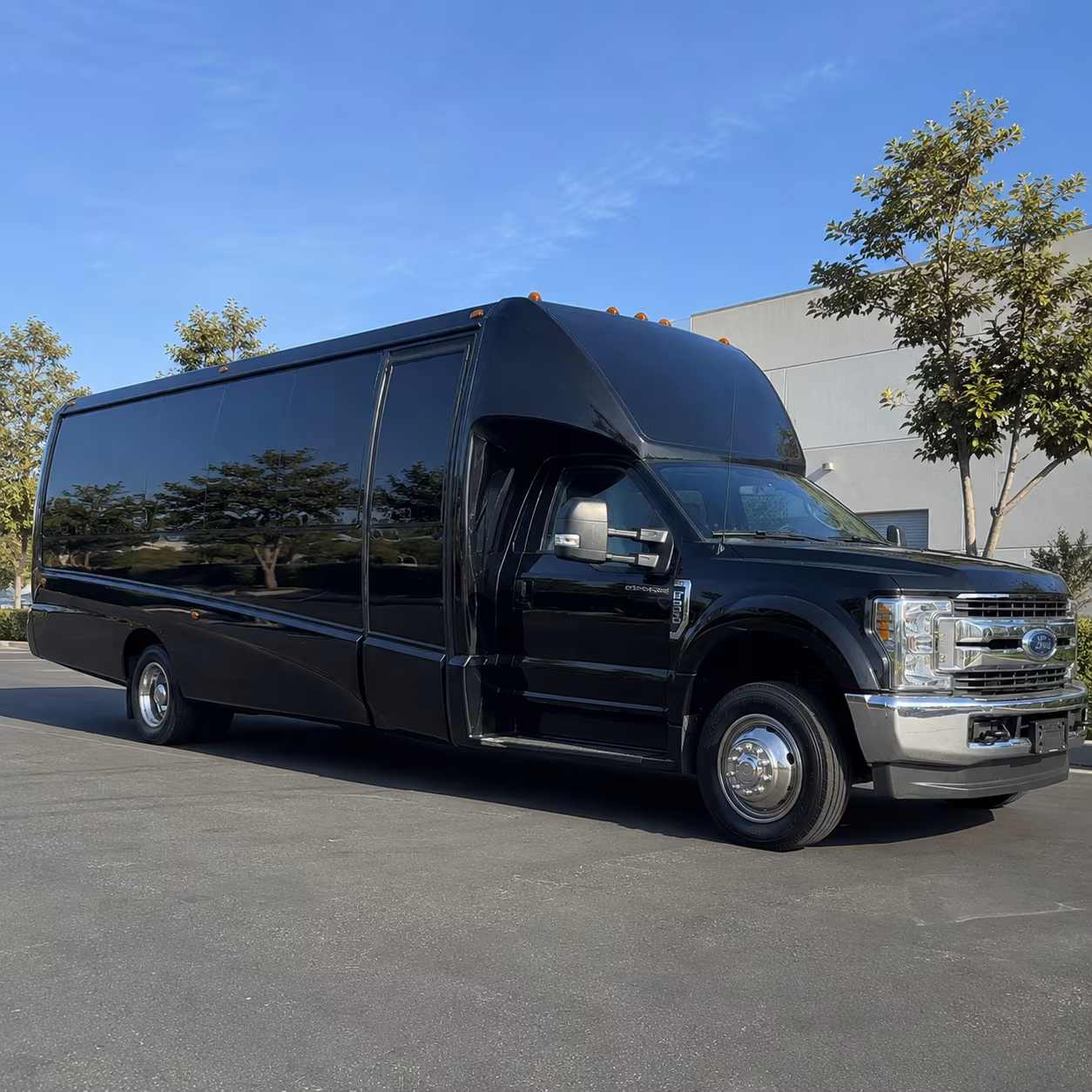 savannah field trip party bus rental