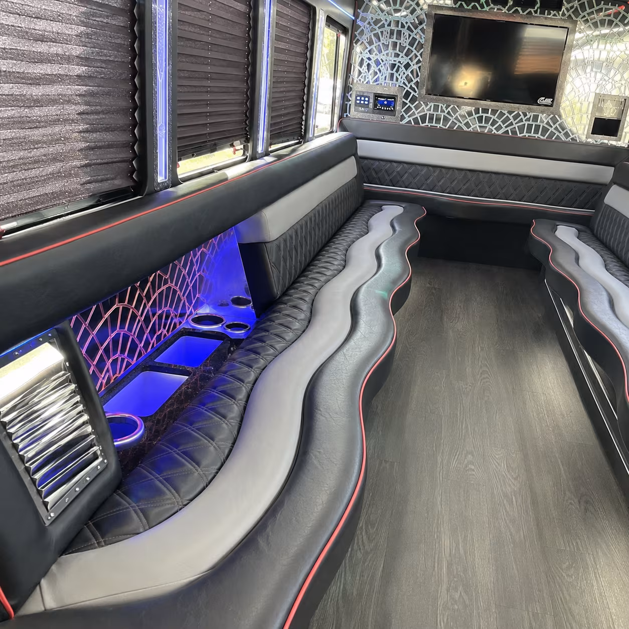 savannah new years eve party bus rental