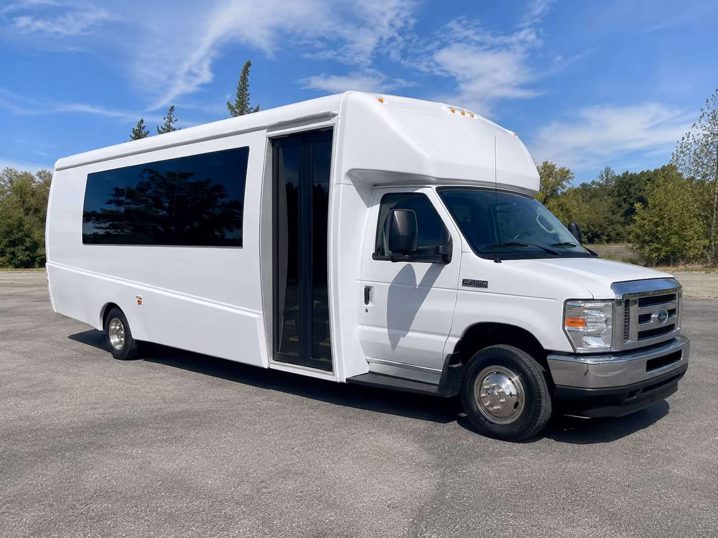 tybee island and coastal georgia wine and brewery bus rentals